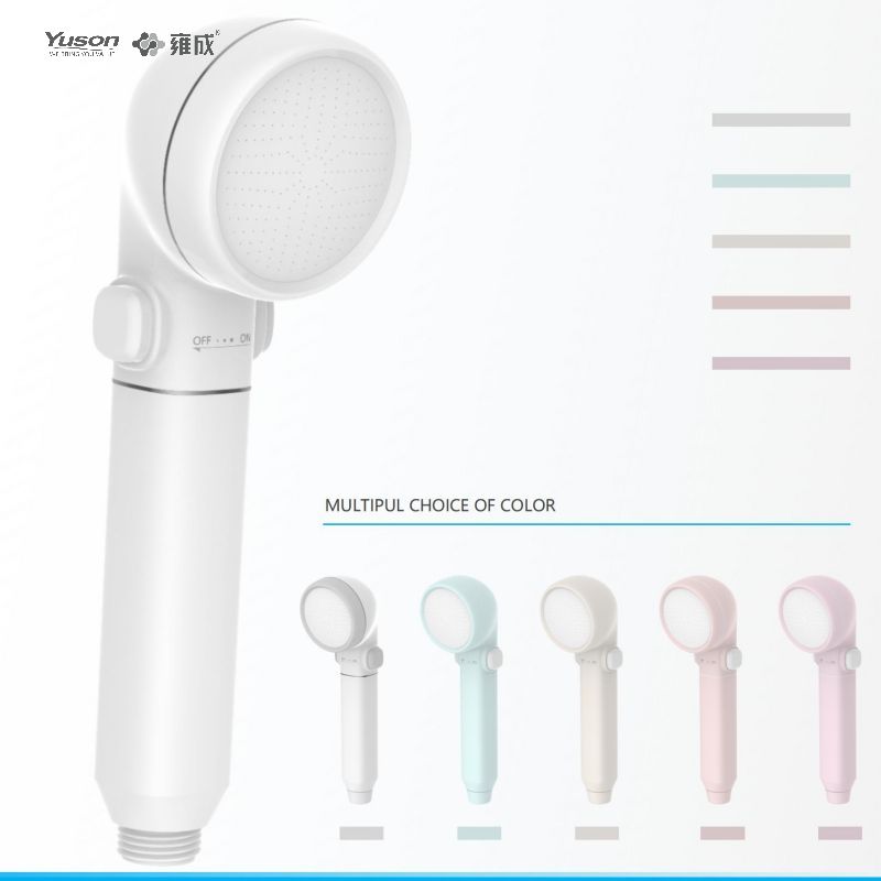 P1274 Enfants et pomme de douche